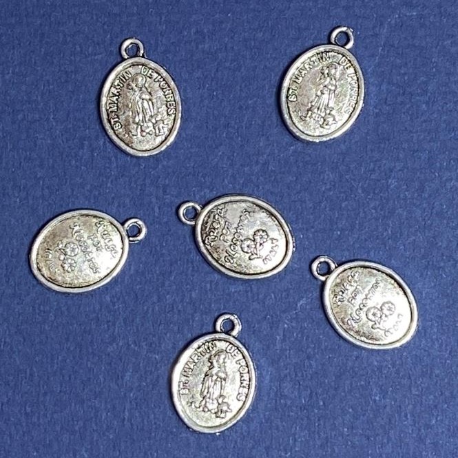 Zawieszka biżuteryjna Święty Marcin, średnica 12×18 mm, otwór 1,8 mm, fasetowana 8 mm, masa 20 g ± 18 szt.