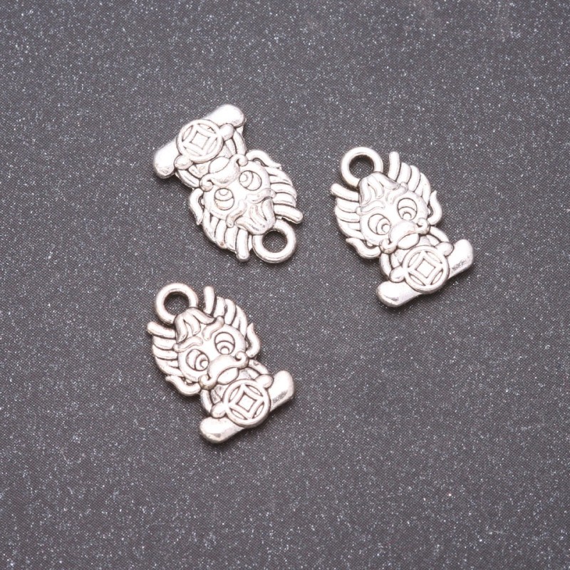 Zawieszka dekoracyjna Smok, średnica 15×10 mm, masa 20 g, ± 22 szt.
