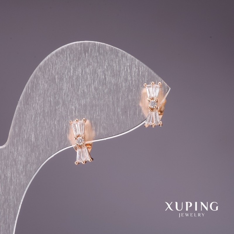 Kolczyki Xuping – sztyfty w kształcie kokardek z białymi kamieniami, 10×4 mm, pozłacane 18K
