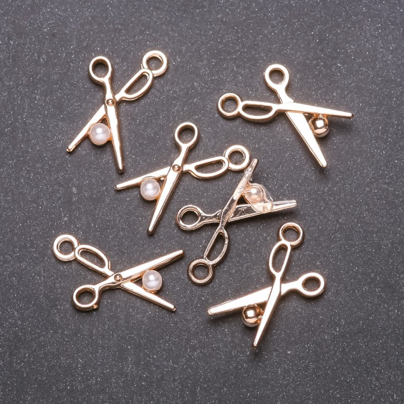 Zawieszka „Nożyczki”, średnica 13 mm, długość 23 mm, żółty metal, opakowanie 6 szt.