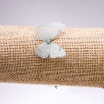 Bransoletka-choker na niewidocznej silikonowej żyłce Motylek (organza) jasno-niebieska, średnica 33x27 mm, długość 16-20 cm