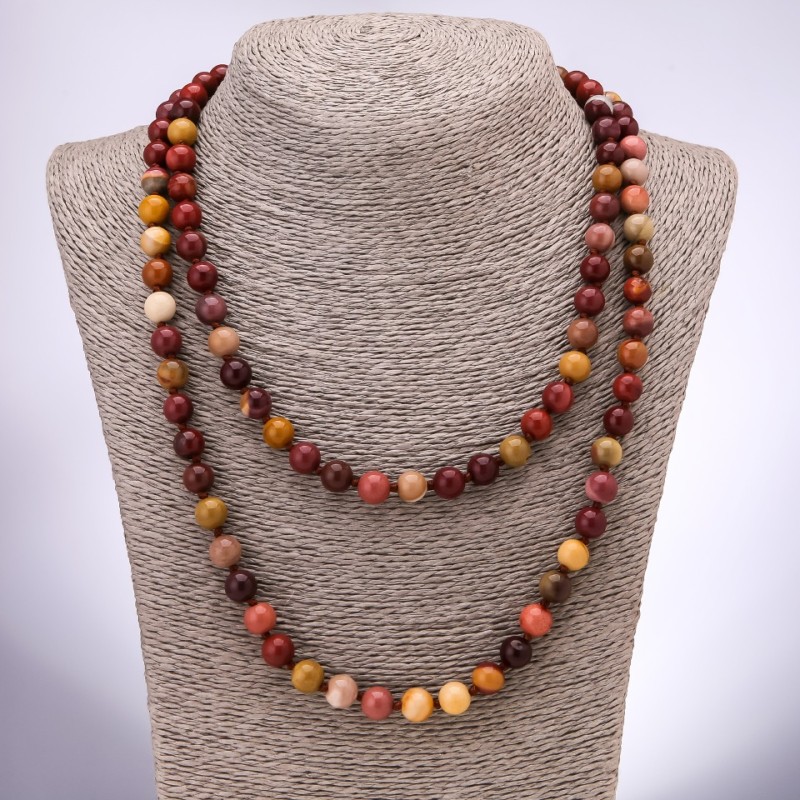 Naszyjnik z naturalnego kamienia jaspis mookaite, gładkie kulki, średnica około 8 mm, długość 120 cm