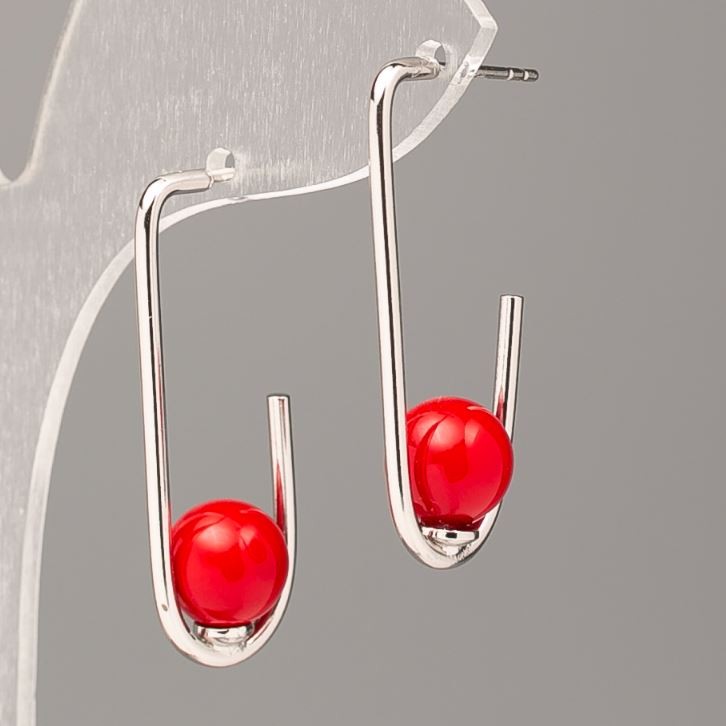 Kolczyki Xuping z czerwonego koralika Majorki 34×8 mm, rodowane