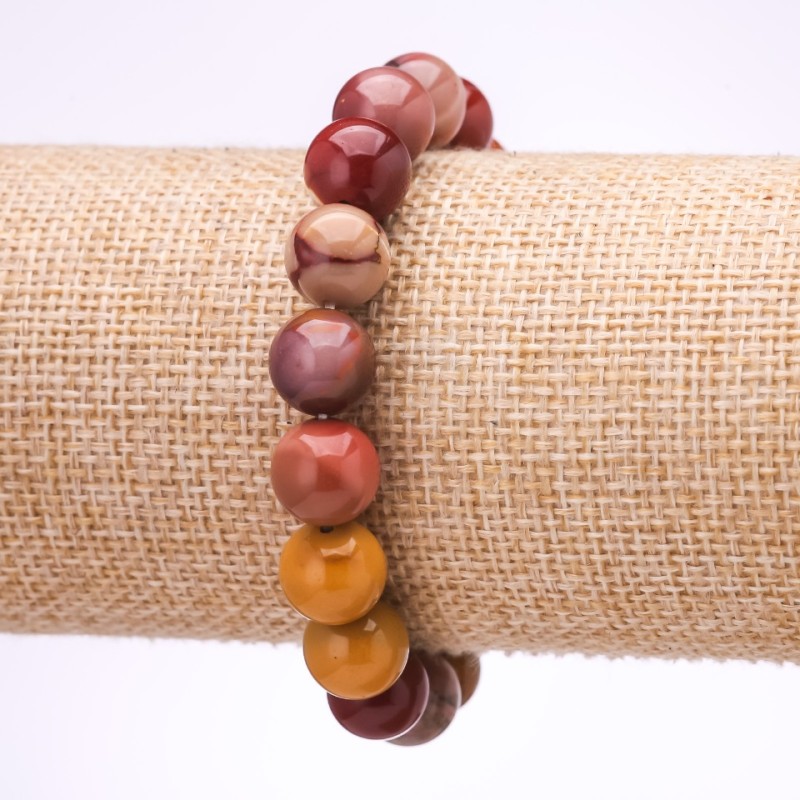 Bransoletka z kamienia mookaitowego jaspisu, gładkie kuleczki o średnicy 10 mm, długość 18 cm na gumce