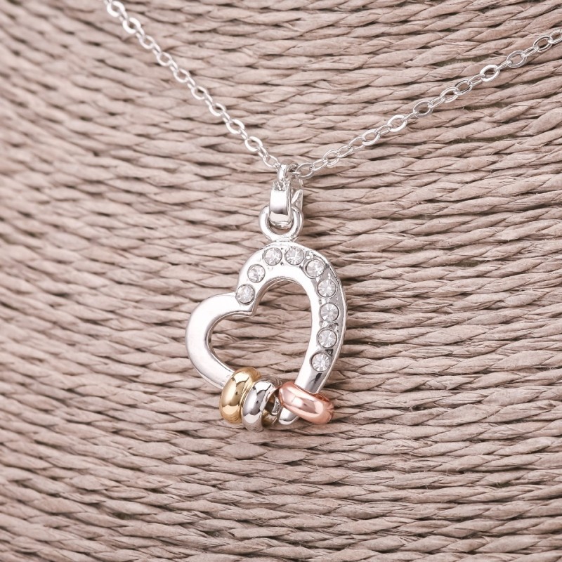 Wisiorek na łańcuszku Serce, kolor biały strass, średnica 16×23 mm, długość 45–50 cm, metal srebrzysty