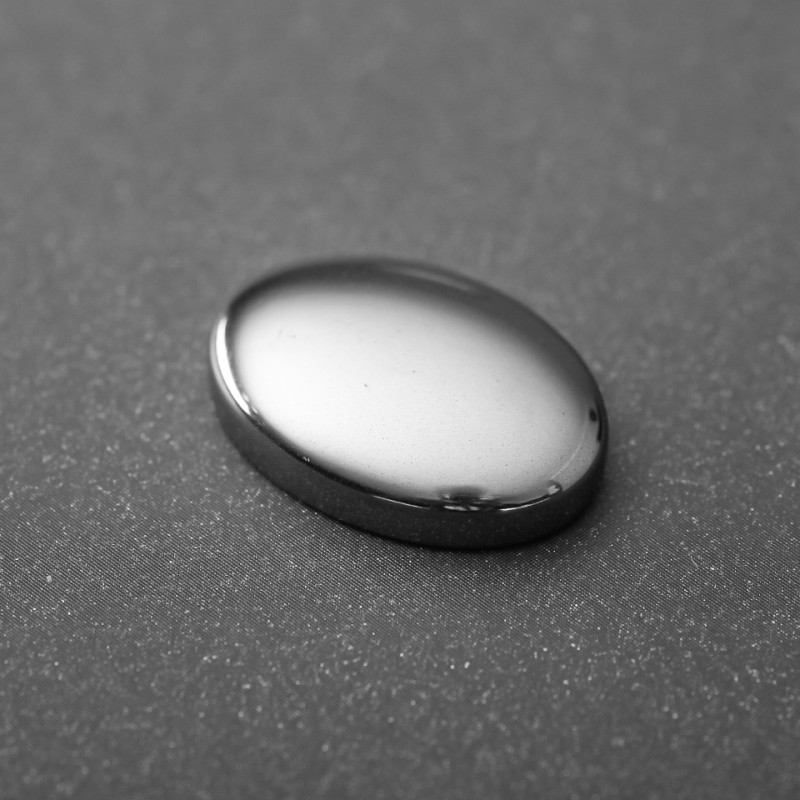 Kaboszon z hematitu 25×18×6 mm