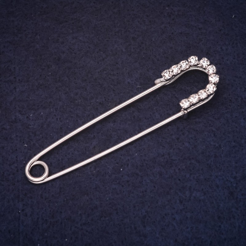 Broszka na szpilce 70×16 mm, kryształy, kolor biały, metal srebrzysty