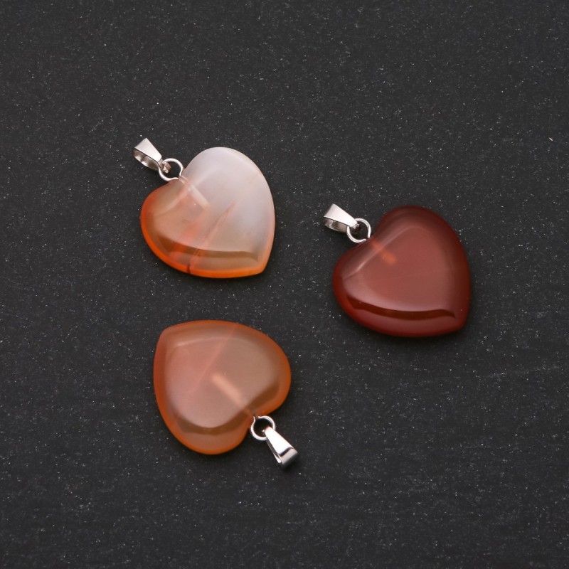 Wisiorek „Serce” z naturalnego karneolu 28×19×19 mm (+-)