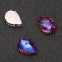 Cena za opakowanie / 10 szt. Kryształ naszywany w oprawie w kształcie kropli 10×14 mm niebiesko-malinowy