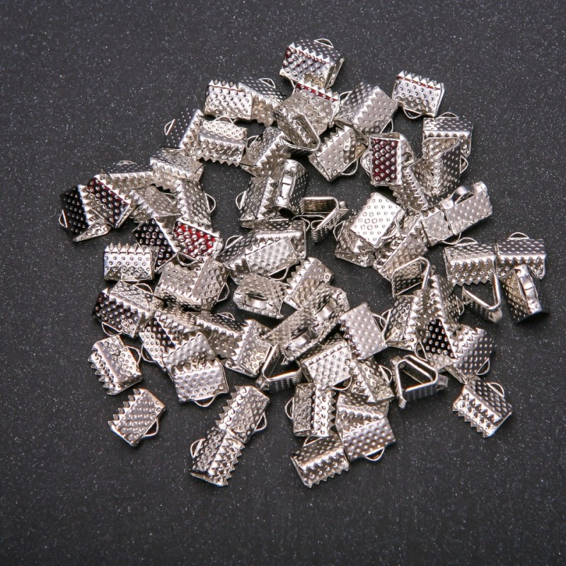 Zapięcia do sznurka 7, 4×8 mm, opakowanie 80 szt. (+ -) 24 g