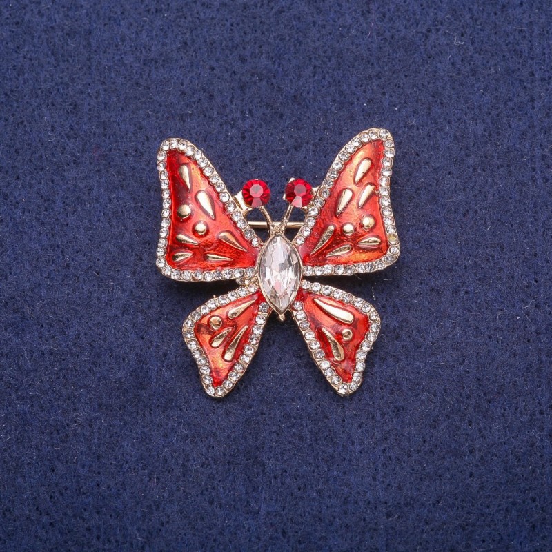Broszka Motyl z emalią i kryształami, metal złocisty 32 x 35 mm