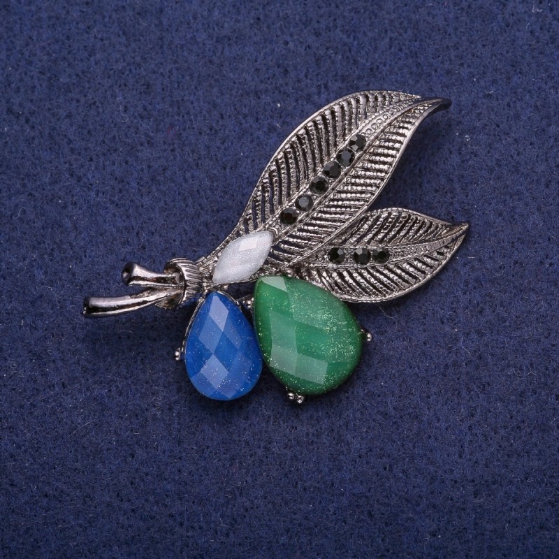 Broszka Liście z kryształami, srebrny metal 41×51 mm