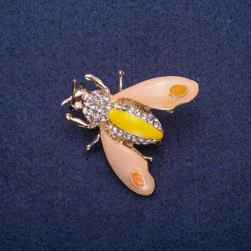 Broszka «Motyl» z emalią i cyrkoniami, złocisty metal 35×35 mm