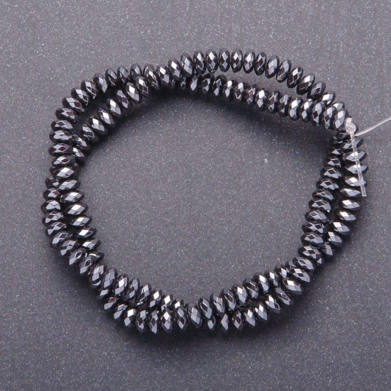 Koraliki hematytowe z kamienia naturalnego na nitce, fasetowane rondelki, średnica 3×6 mm, długość 38 cm