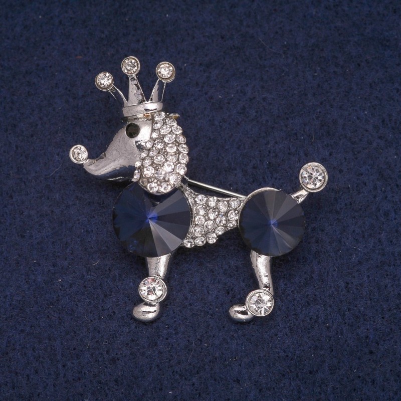 Broszka Pudel w kryształach, metal srebrzysty 39×40 mm