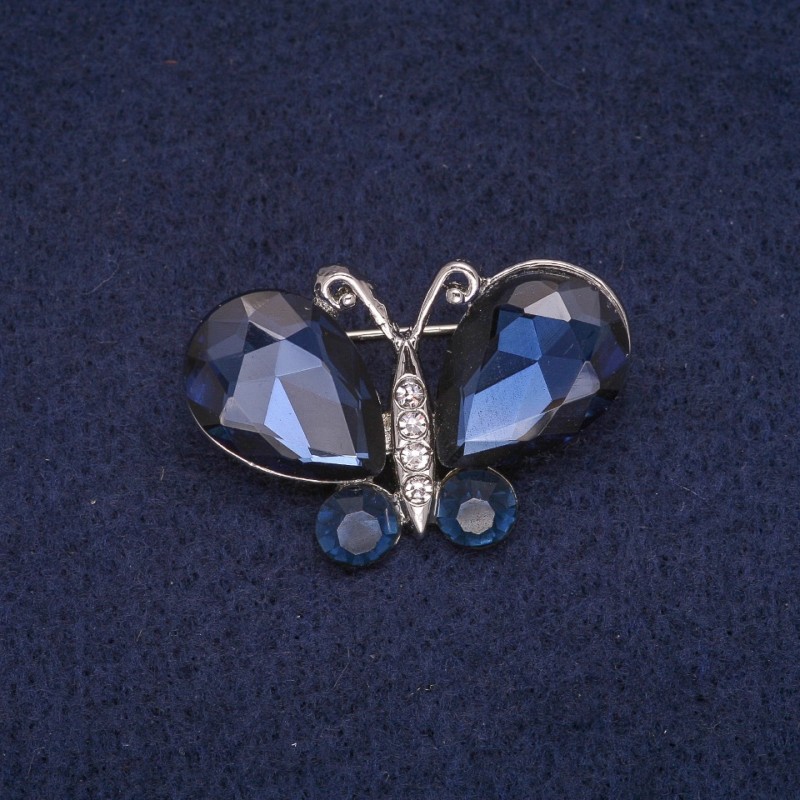 Broszka motyl w kryształach, metal srebrzysty 24×34 mm