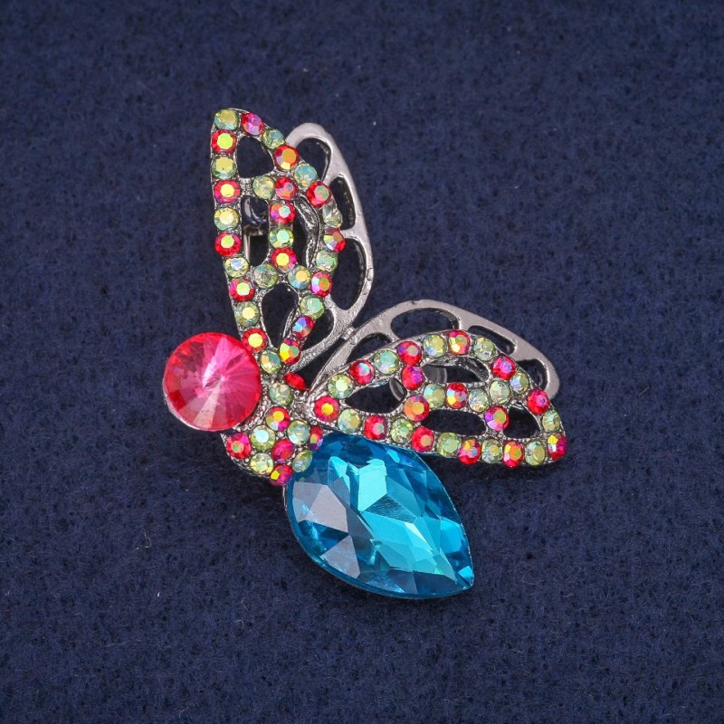 Broszka Motyl w kryształach, metal srebrzysty 28×45 mm