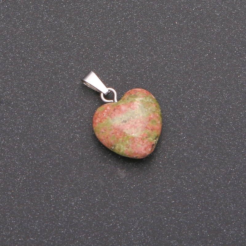 Wisiorek w kształcie serca z heliotropowego jaspisu 14×14×23 mm