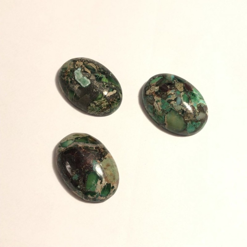 Kaboszon z kamienia Variscyt 25×18 mm