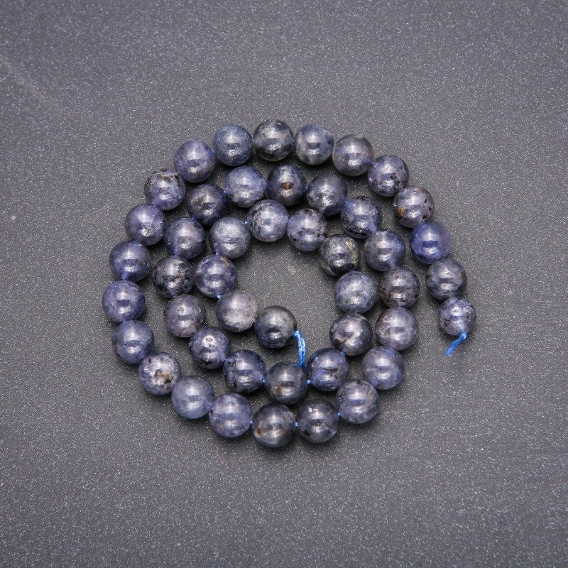 Koraliki z naturalnego kamienia iolitu, gładka kulka, średnica około 8 mm, długość 38 cm