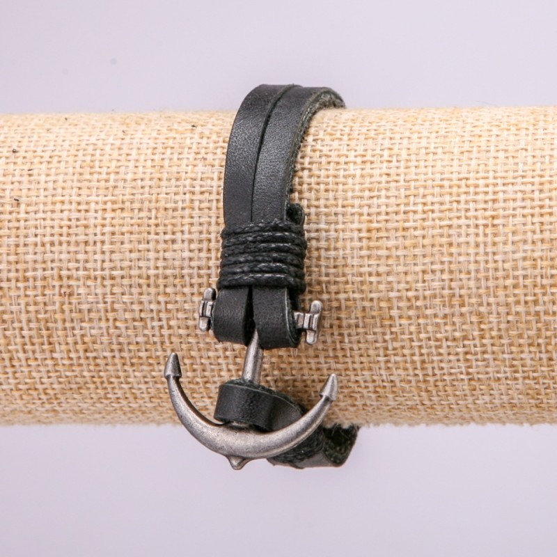 Bransoleta Kotwica z metalowymi wstawkami, długość 21 cm, grubość 10 mm, ekoskóra, kolor czarny