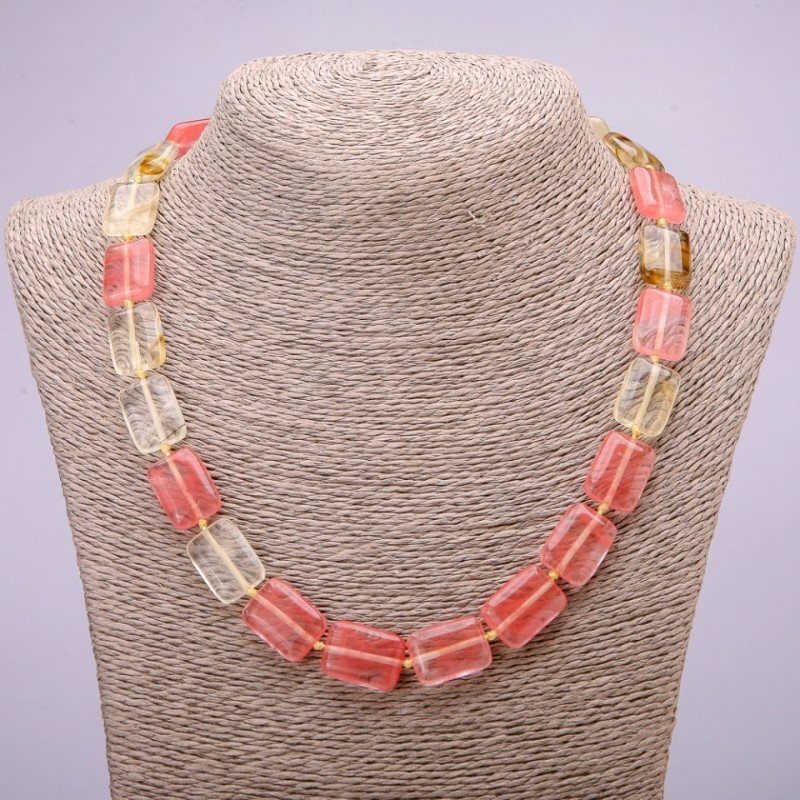 Naszyjnik z naturalnego chalcedonu w kształcie prostokąta, średnica 13×18 mm, długość 48 cm