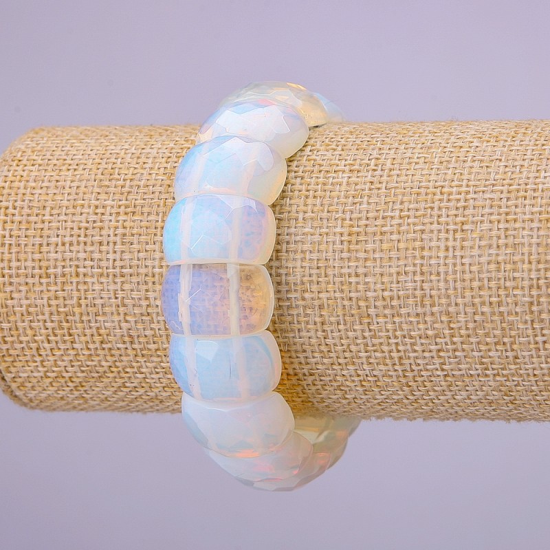 Bransoletka na gumce z kamieniem księżycowym, fasetowane ogniwo, o wymiarach 20×12 mm, długość 18 cm
