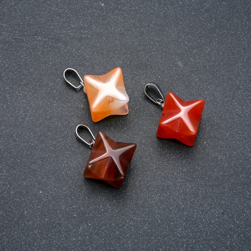 Wisiorek Merkaba z karneolu 10×10 mm