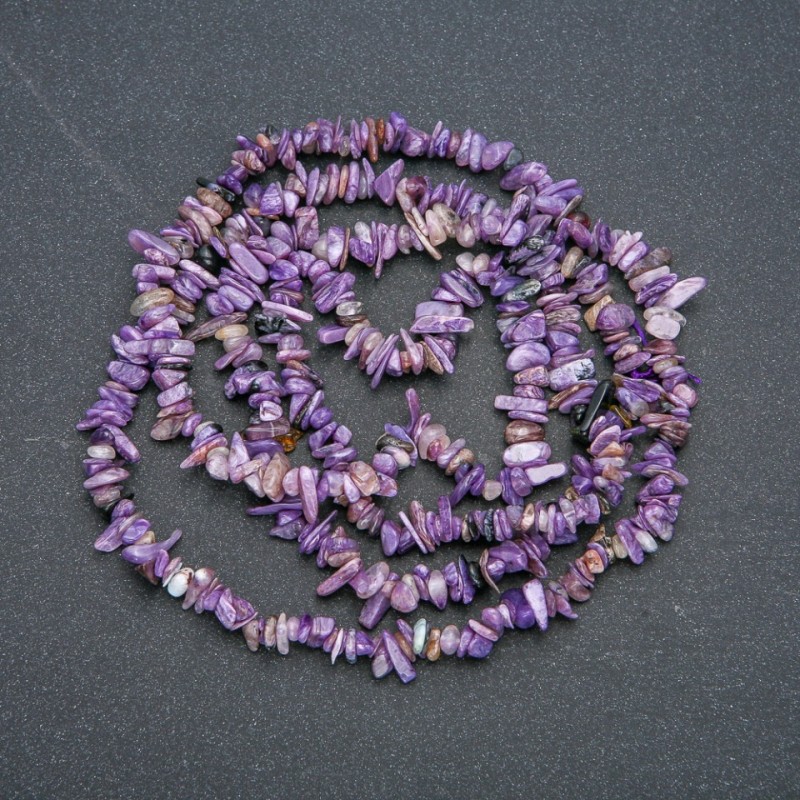 Nitka naturalnego kamienia charoit – drobinki, średnica 7×2 mm, długość 88 cm +