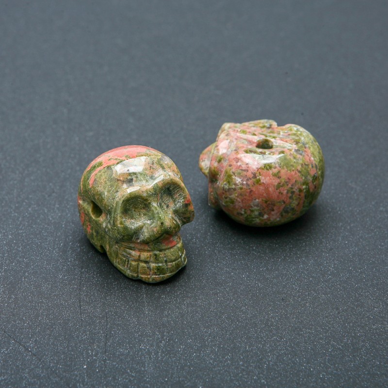 Koralik w kształcie czaszki z heliotropu i unakitu 25×19 mm +