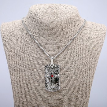 Wisiorek "Krzyż" 62×28 mm na łańcuszku, długość 70 cm +/- srebrzysty metal