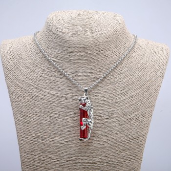 Wisiorek „Leopard” 60×16 mm na łańcuszku, długość 70 cm, srebrzysty metal