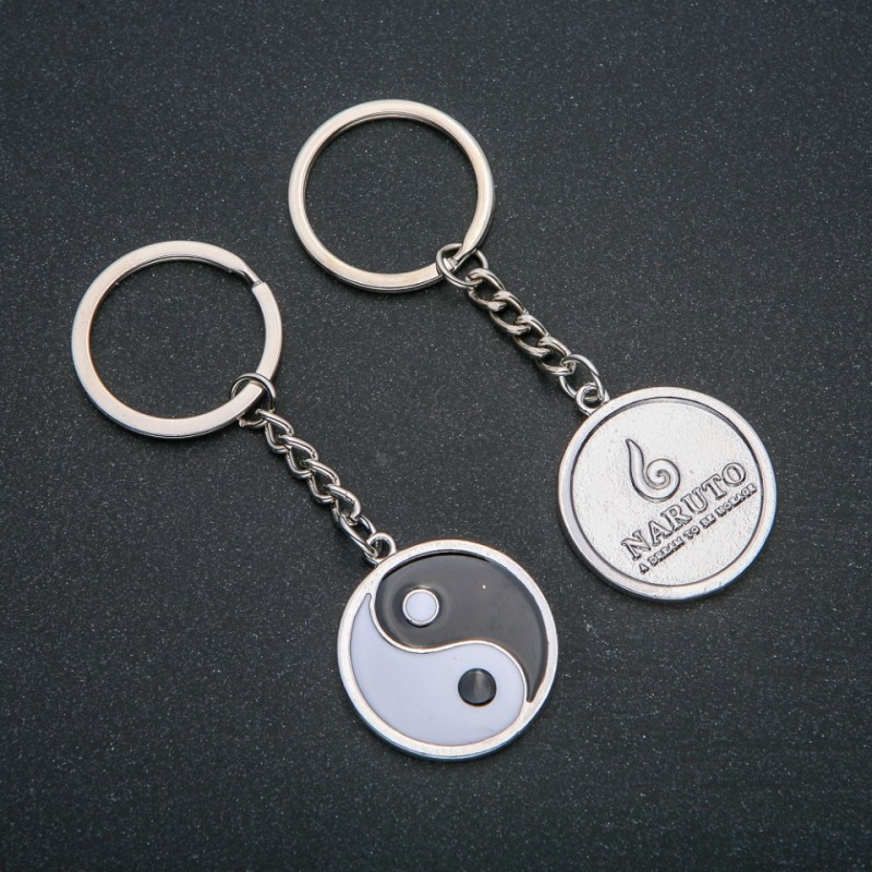 Brelok «Yin i Yang», średnica 31 mm, długość 8 cm, metal srebrzysty