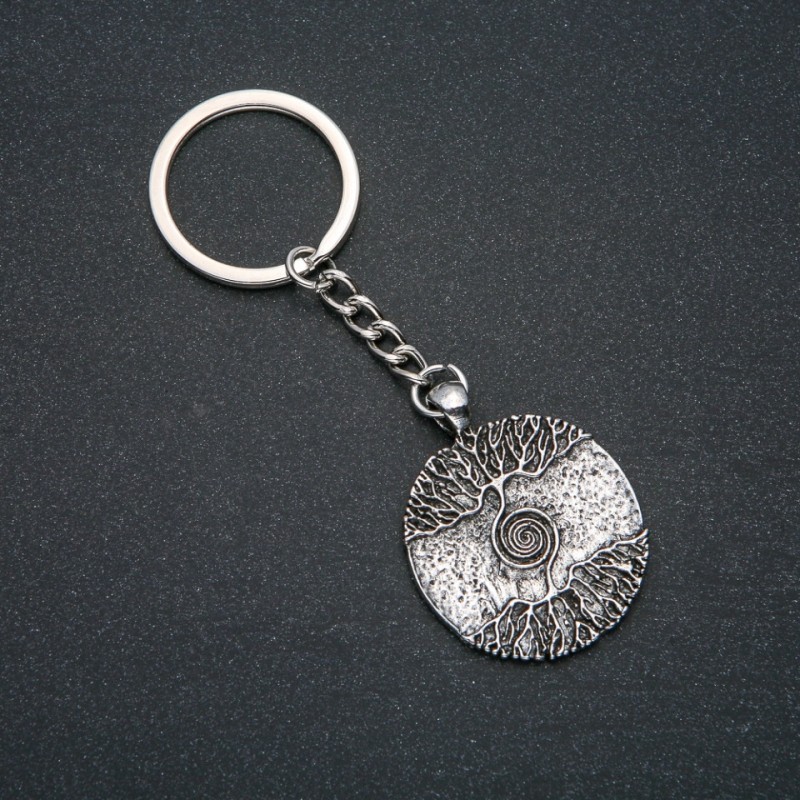 Brelok, średnica 22 mm, długość 9 cm, metal w kolorze srebra