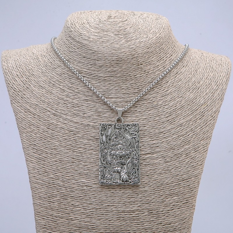 Wisiorek «Smok» 66×35 mm na łańcuszku, długość 70 cm, srebrzysty metal