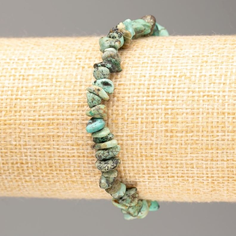 Bransoletka na gumce z naturalnego kamienia amazonitu – drobinki, średnica 7×3 mm+
