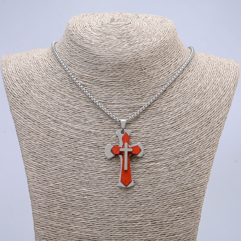Wisiorek Krzyż 55×30 mm na łańcuszku, długość 65 cm, srebrzysty metal, drewno