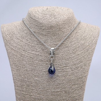 Wisiorek «Łapa z kulą i czaszką» niebieski 50×16 mm + - na łańcuszku, długość 70 cm + - srebrzysty metal