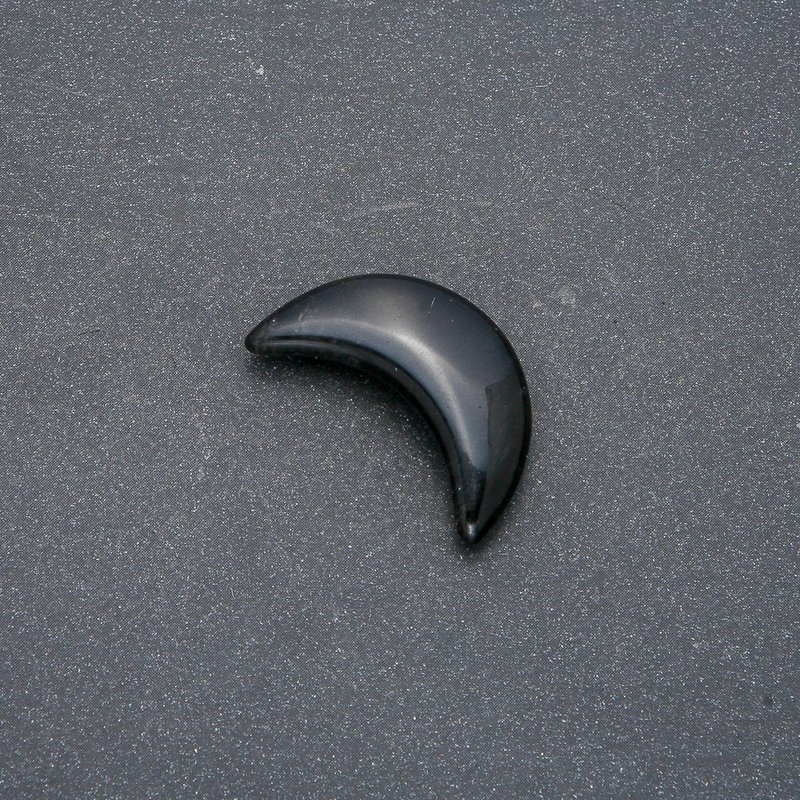 Półksiężyc z czarnego agatu 12×30×8 mm (+-) bez otworu