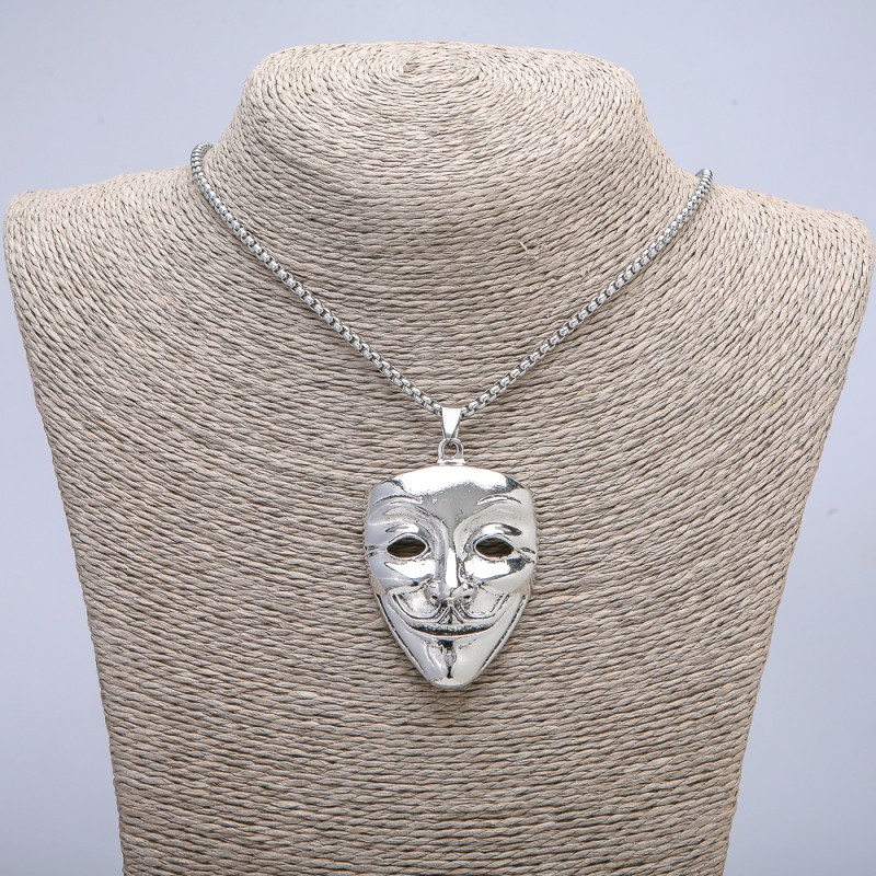 Wisiorek „Maska mime’a” 48×38 mm na łańcuszku, długość 65 cm, metal srebrzysty
