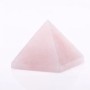 Piramida – pamiątka z naturalnego kamienia różowy kwarc, długość 20 mm ±
