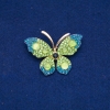 Wyprzedaż! Broszka Motyl – złocisty metal, zielone i niebieskie kryształki strassowe, koraliki 34×50 mm +