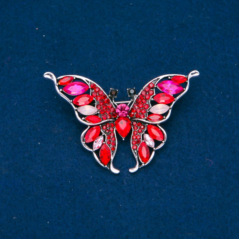 Broszka Motyl ze srebrzystym metalem, czerwone, różowe i białe kryształy 37×60 mm +