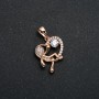 Wisiorek Xuping Pozłacany 18K Serce z figurką mężczyzny z białymi cyrkoniami, średnica 24x15 mm +