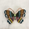 Wyprzedaż! Broszka Motyl złoto-różowy metal, kolorowe kryształy i zielony koralik 46×34 mm +