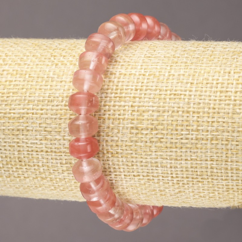 Bransoletka na gumce z naturalnego kamienia chalcedonu, gładki rondel, średnica 9x7 mm+