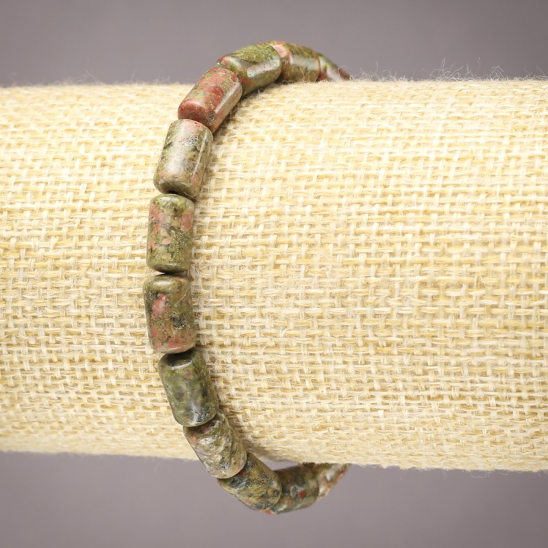 Bransoletka na gumce z naturalnych kamieni: jaspis, heliotrop, unakit, gładkie cylindryczne koraliki, średnica 10×6 mm+