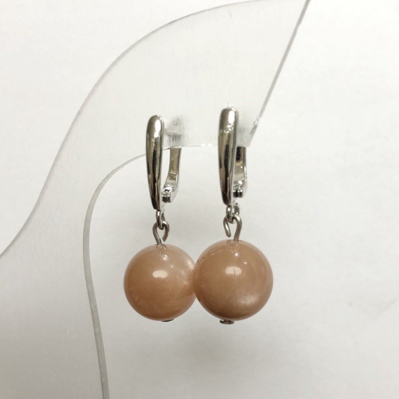 Kolczyki z naturalnego selenitu – gładka kulka, średnica 12 mm, długość 32 mm