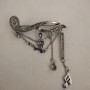 AUKCJA Broszka 'Nuta' z zawieszkami, ciemnoszary metal i kryształy, 19×50 mm +