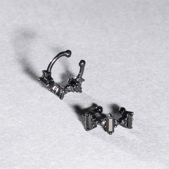 Kaf Xuping z czarnym rodem i czarnymi kryształami 5x12 mm +